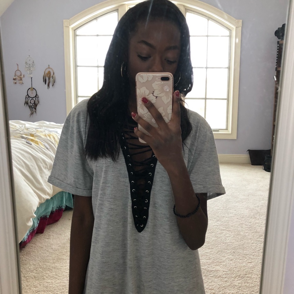 Lace up Tee🖤